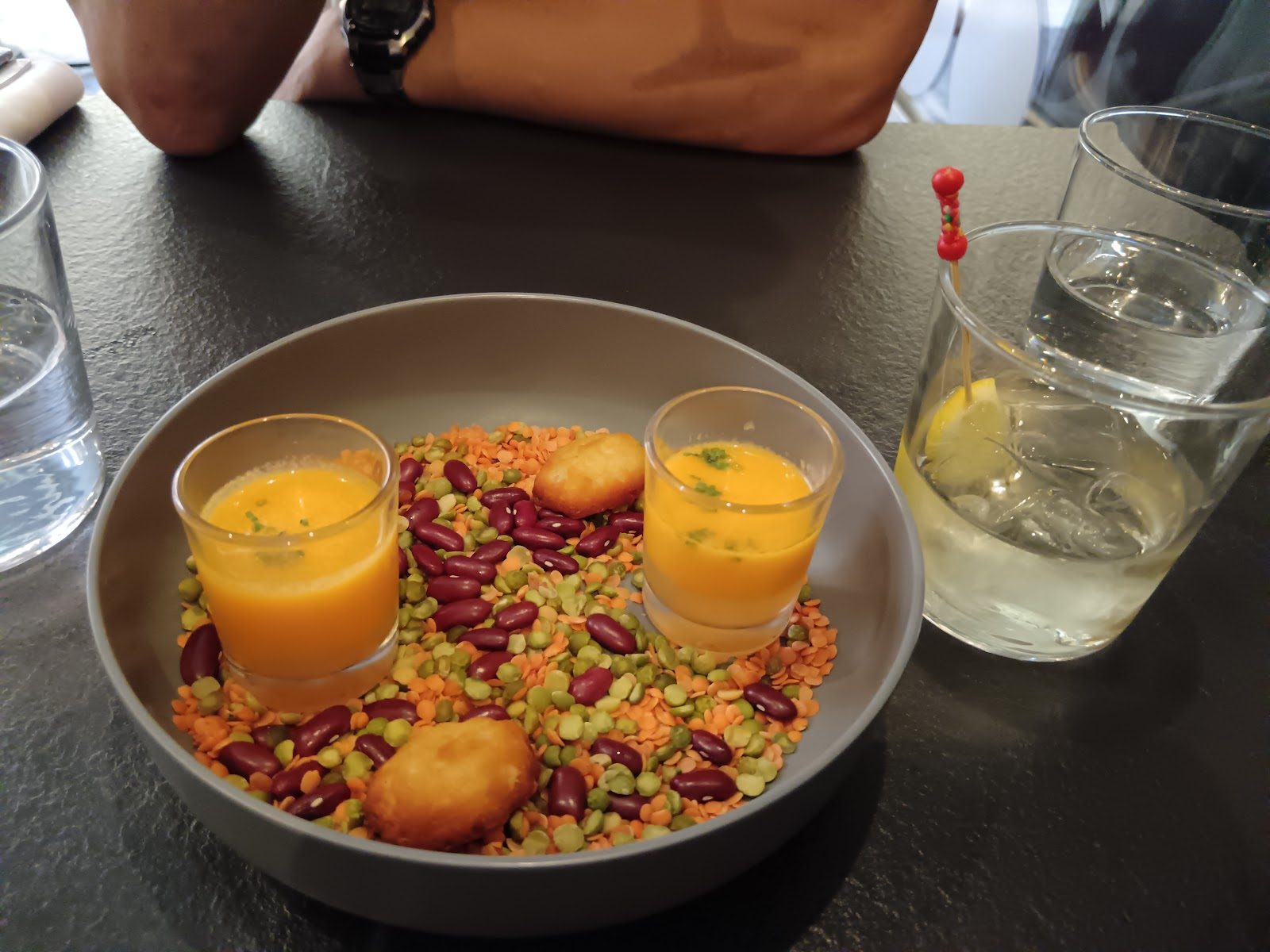 COZNA, restaurant à Annecy