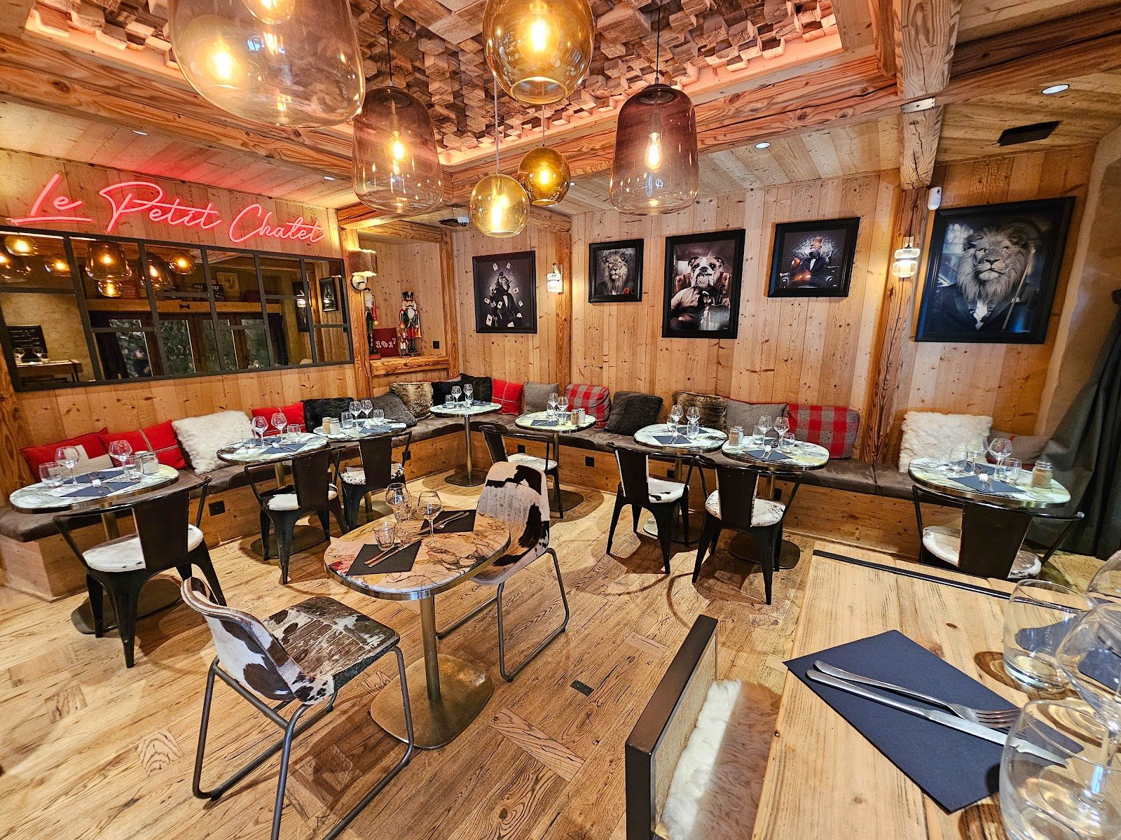 Le Petit Chalet, restaurant à Annecy